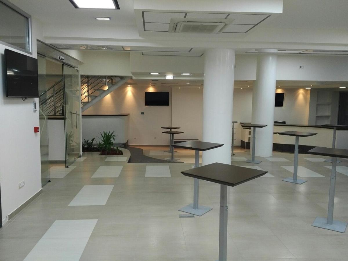 Каштел Pancevo Hotel Kültér fotó
