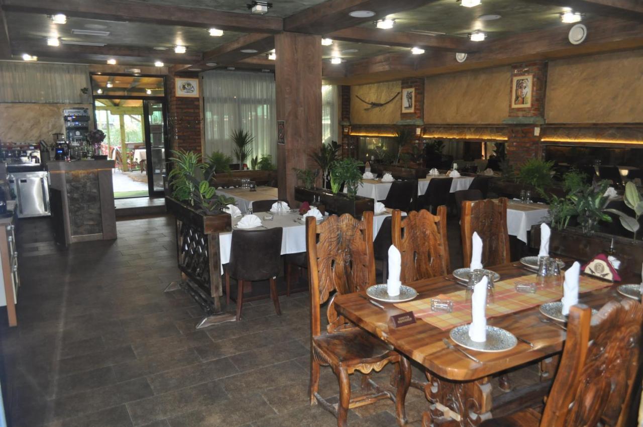 Каштел Pancevo Hotel Kültér fotó
