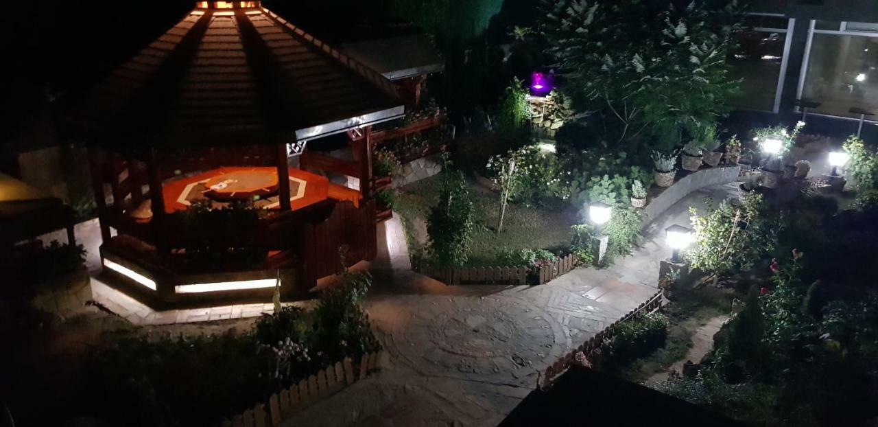 Каштел Pancevo Hotel Kültér fotó