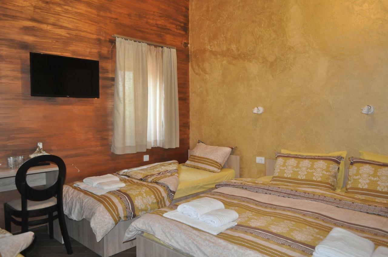 Каштел Pancevo Hotel Kültér fotó