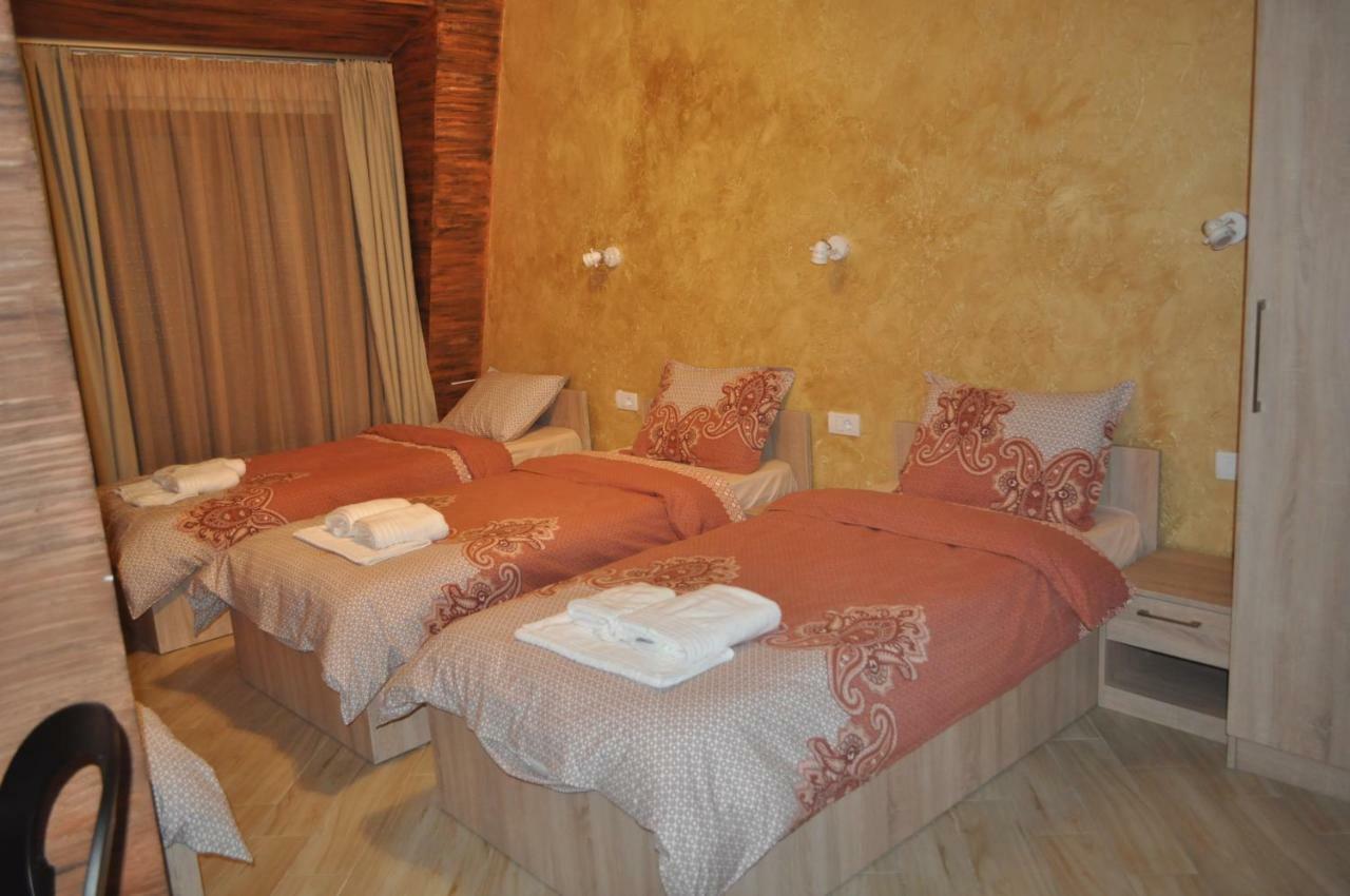Каштел Pancevo Hotel Kültér fotó